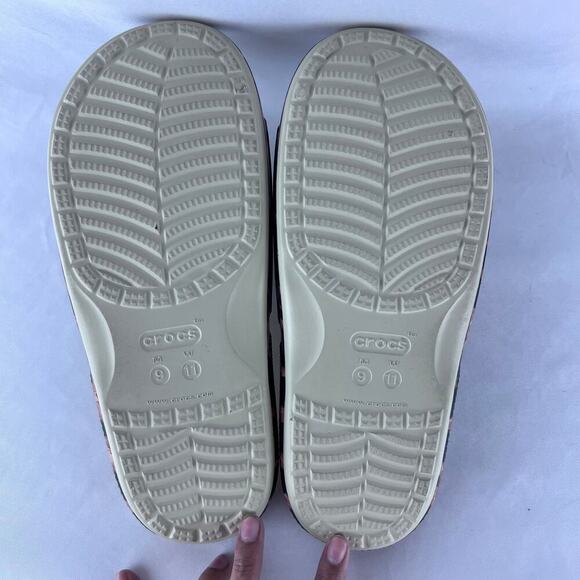 Crocs Classic Animal Remix Slide Sandals Size W11 M9  Summer Leopard - Picture 4 of 5